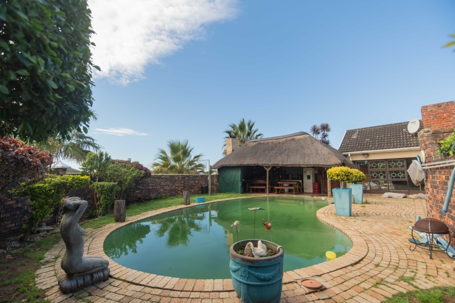 4 Bedroom Property for Sale in Fernglen Eastern Cape